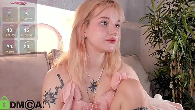 Molly Platt online show from 03.26.26