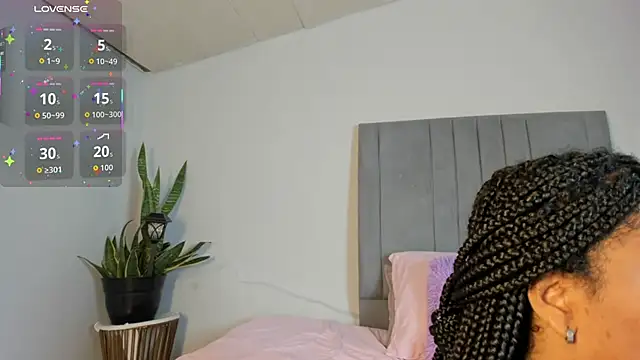 Sophia Ebony online show from 10.23.25