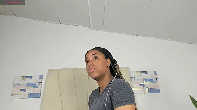 Snapshot of Sophia_Ebony chatting on 06.24.26 Sophia Ebony online show from 06.24.26