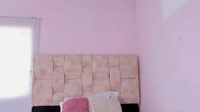 Snapshot of kethe_love_ chatting on 04.29.26 kethe love online show from 04.29.26