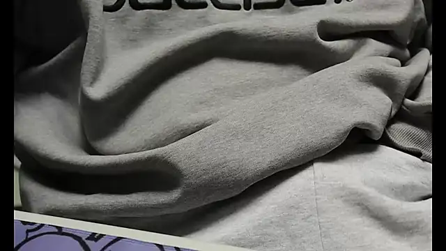 Snapshot of yungdboiy chatting on 09.16.25 yungdboiy online show from 09.16.25