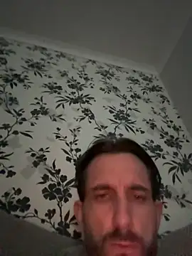 Snapshot of Big8inchUncutCock chatting on 06.18.26 Big8inchUncutCock online show from 06.18.26