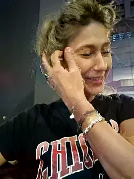 Snapshot of CelynaRoss chatting on 01.17.26 CelynaRoss online show from 01.17.26