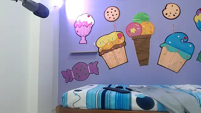 skinnykalitzo18 online show from 12.01.25