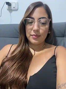 Snapshot of Karlla_Brown chatting on 03.28.26 Karlla Brown online show from 03.28.26