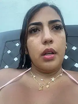 Snapshot of Karlla_Brown chatting on 04.16.26 Karlla Brown online show from 04.16.26