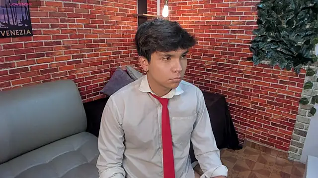 Snapshot of Thiago_Kozak chatting on 07.16.26 Thiago Kozak online show from 07.16.26