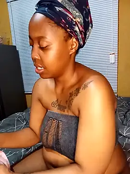 PreggyBunny online show from 10.24.25