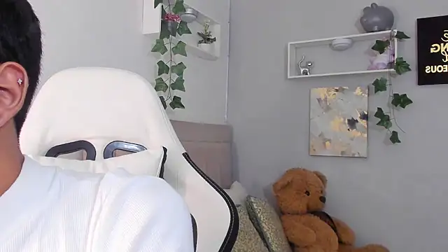 Thomas wil online show from 11.18.25