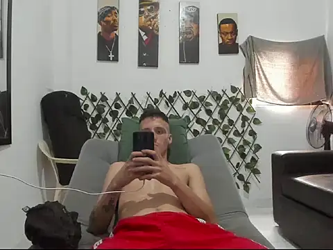 Latins Boss online show from 04.16.26