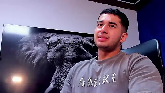 king falconer online show from 12.04.25