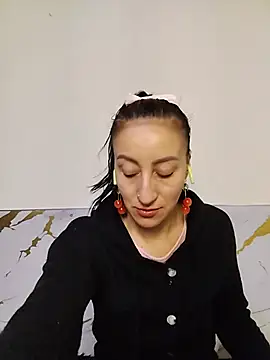 Snapshot of Oriana111 chatting on 06.02.26 Oriana111 online show from 06.02.26