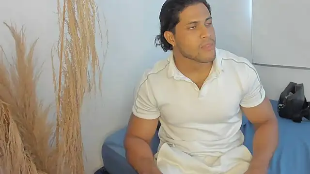 Evansdark1 online show from 02.19.26