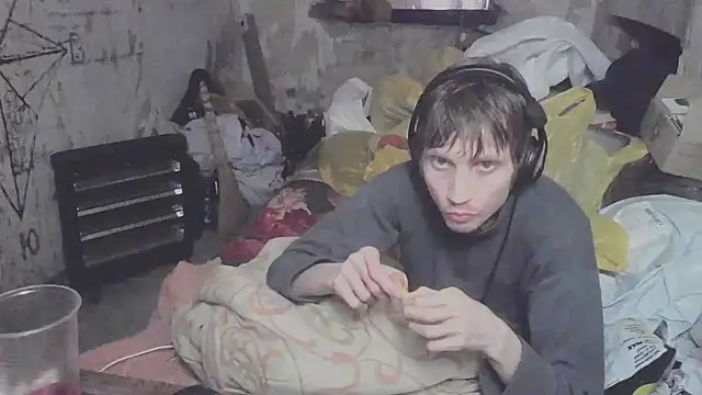 Snapshot of makarov1993 chatting on 03.17.26 makarov1993 online show from 03.17.26