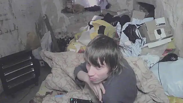 Snapshot of makarov1993 chatting on 04.19.26 makarov1993 online show from 04.19.26