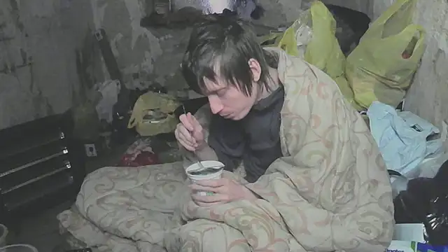 Snapshot of makarov1993 chatting on 04.29.26 makarov1993 online show from 04.29.26
