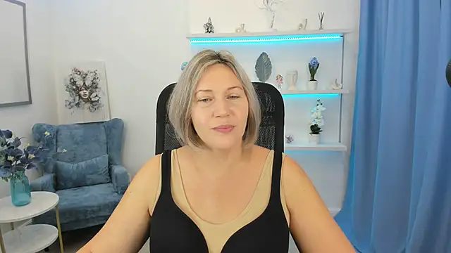 NinaStarle online show from 09.24.25