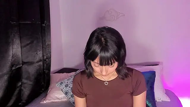 Snapshot of Londonttipton chatting on 01.09.26 Londonttipton online show from 01.09.26