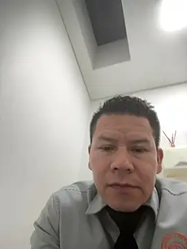 Manu0586 online show from 02.01.26