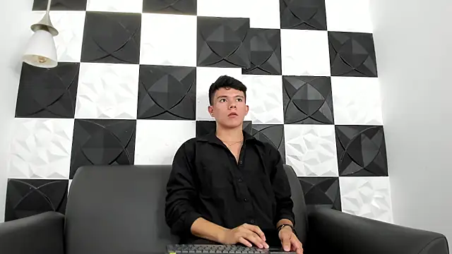 AndyFame1 online show from 12.15.25