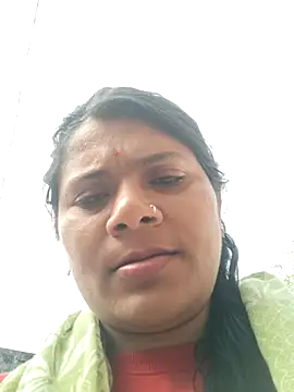 Snapshot of couple_71 chatting on 02.20.26 couple 71 online show from 02.20.26