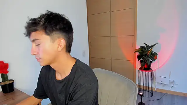 sweettaaron01 online show from 09.16.25