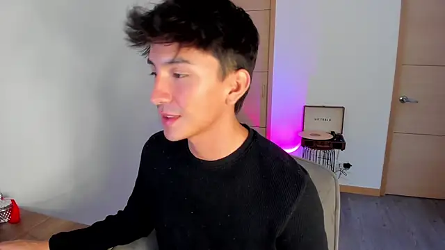 sweettaaron01 online show from 10.02.25