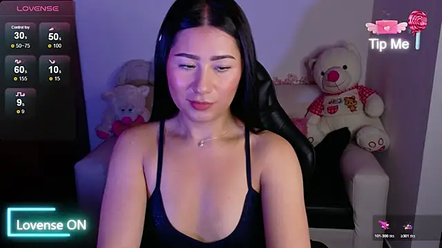 evelyn ch  online show from 11.25.25