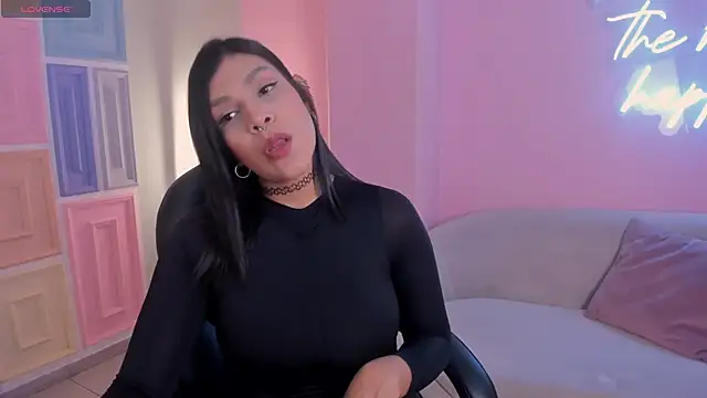 SarahYates online show from 03.08.26