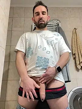 Snapshot of Shots_of_sperm chatting on 02.15.26 Shots of sperm online show from 02.15.26