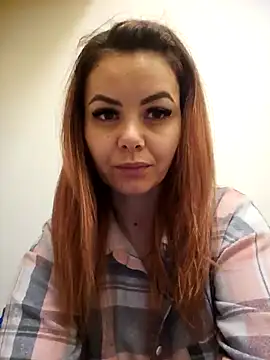 Snapshot of SeductiveMom chatting on 12.09.24 SeductiveMom online show from 12.09.24