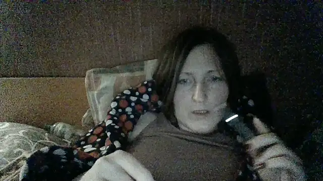 Snapshot of AllaSowinskaya chatting on 10.05.25 AllaSowinskaya online show from 10.05.25