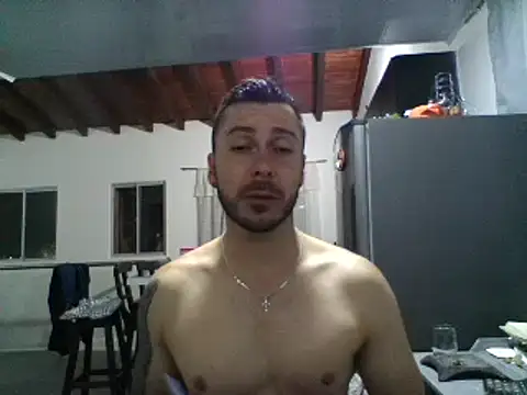 Snapshot of deibyzapata chatting on 11.28.25 deibyzapata online show from 11.28.25