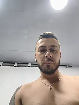Snapshot of deibyzapata chatting on 06.23.26 deibyzapata online show from 06.23.26