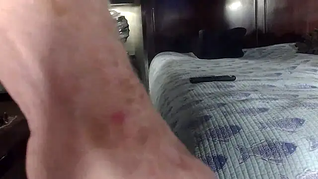 Snapshot of Hornylouisewil chatting on 02.01.26 Hornylouisewil online show from 02.01.26