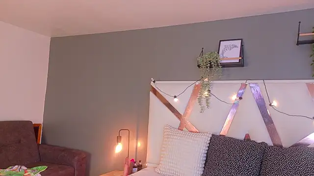 JenaCooper  online show from 01.09.26