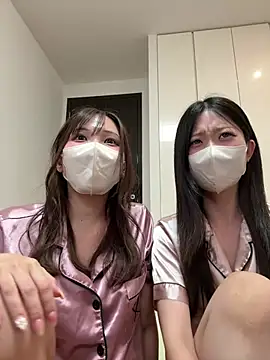 Snapshot of OSUSHI-CHAN chatting on 07.29.26 OSUSHI-CHAN online show from 07.29.26