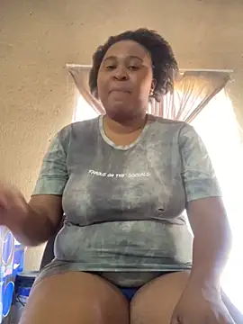 Snapshot of ChubbyAssyiyer chatting on 10.23.25 ChubbyAssyiyer online show from 10.23.25