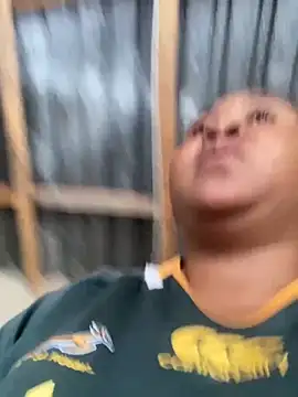 Snapshot of ChubbyAssyiyer chatting on 11.04.25 ChubbyAssyiyer online show from 11.04.25