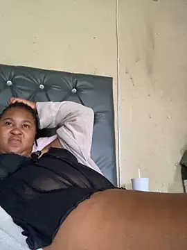 Snapshot of ChubbyAssyiyer chatting on 11.05.25 ChubbyAssyiyer online show from 11.05.25