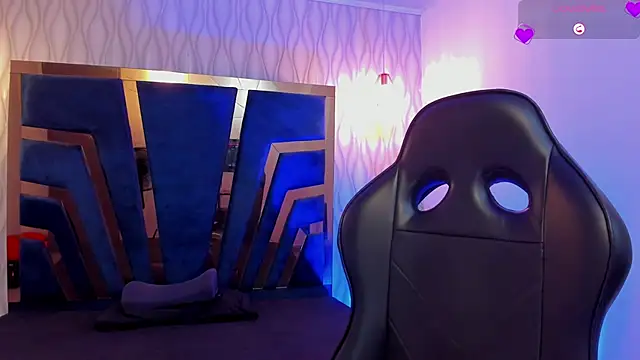 zoe martins  online show from 02.09.26