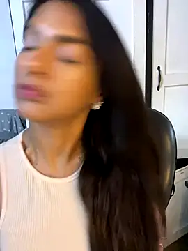 chicachocolate01 online show from 10.26.25