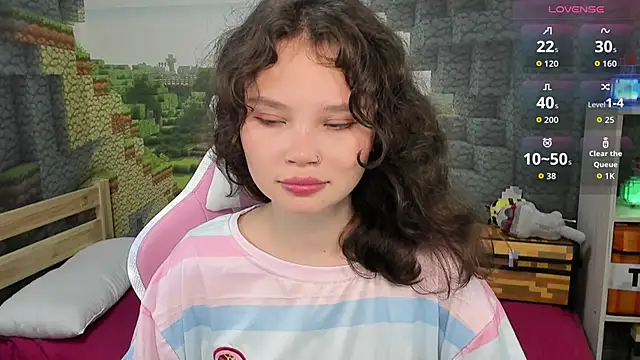 EmilyChaves online show from 09.10.25