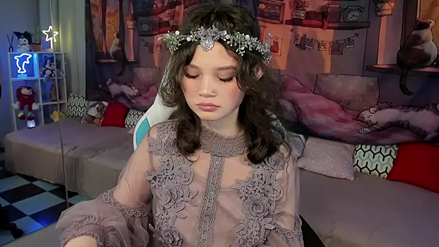 EmilyChaves online show from 10.29.25