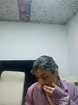 queemking online show from 02.04.26