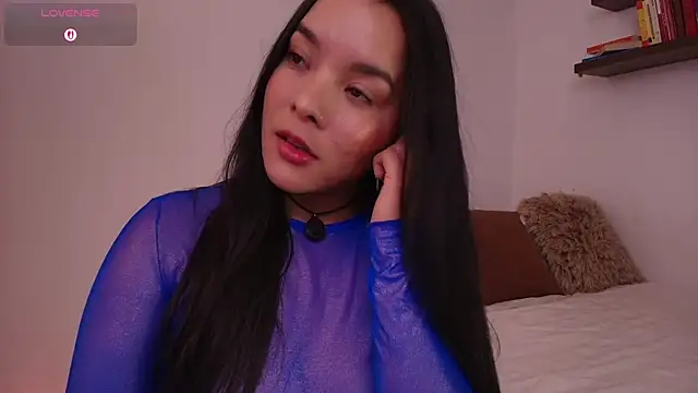 Evelyn  16 online show from 07.01.26