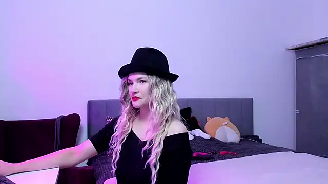 Katherine Twilight online show from 10.10.25