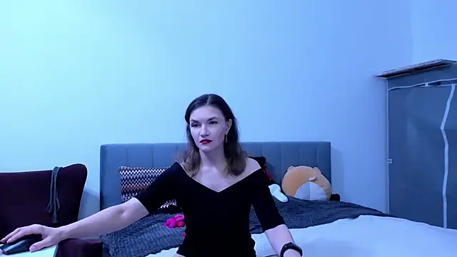 Katherine Twilight online show from 11.20.25