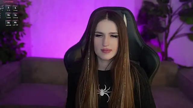 Goldie Flame online show from 02.06.26