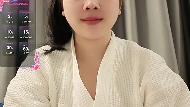 Snapshot of mini_unicorn chatting on 06.14.26 mini unicorn online show from 06.14.26